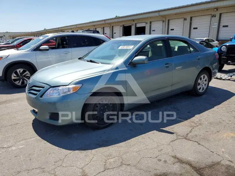 2011 Toyota CAMRY фото