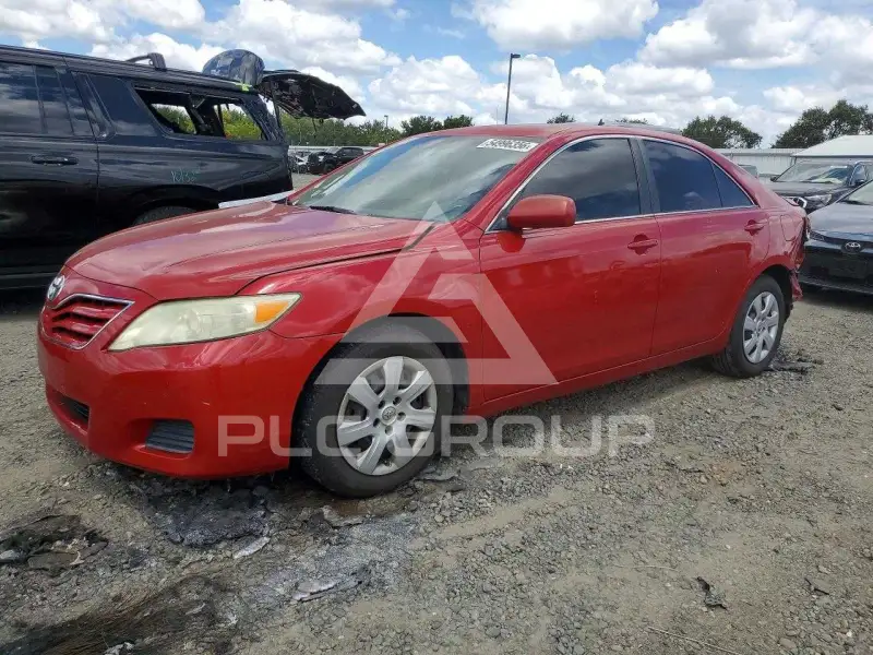 2011 Toyota CAMRY фото