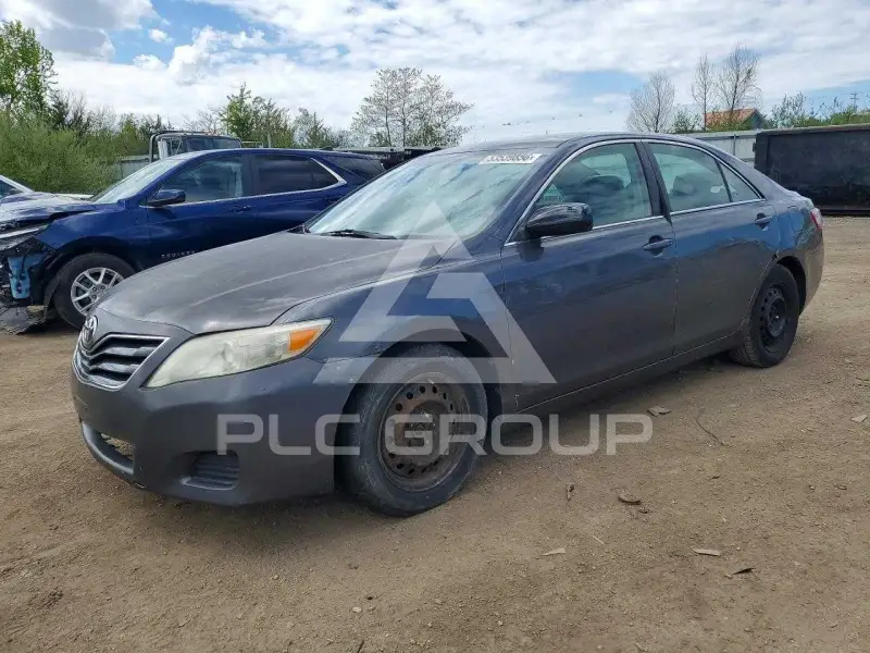 2011 Toyota CAMRY photo