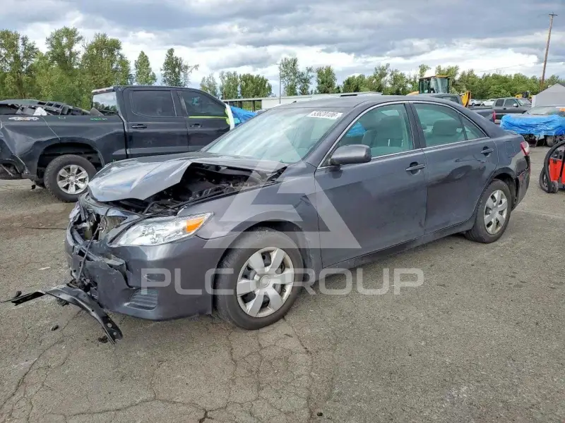 2011 Toyota CAMRY фото