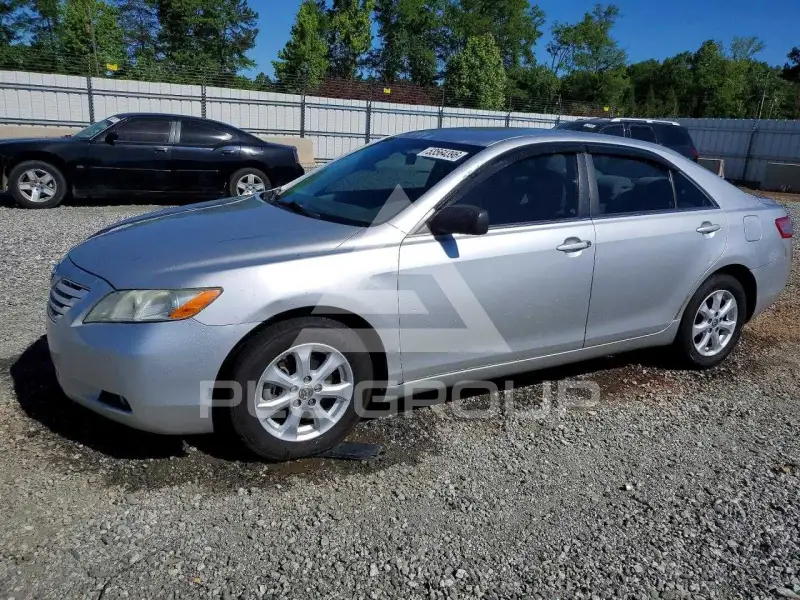 2011 Toyota CAMRY фото