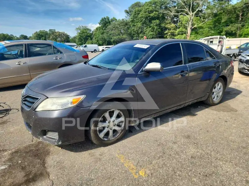 2011 Toyota CAMRY фото