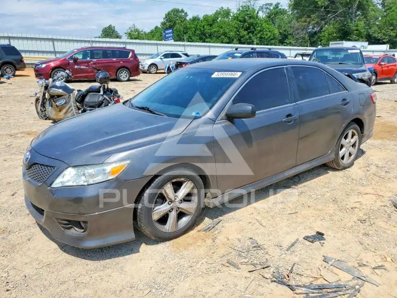 2011 Toyota CAMRY фото