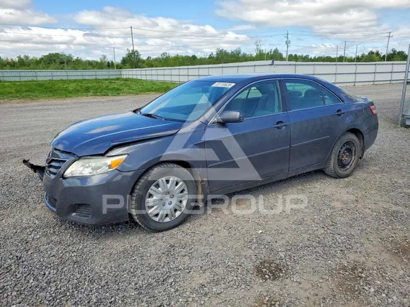 2011 Toyota CAMRY фото