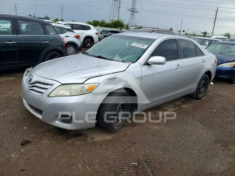 2011 Toyota CAMRY фото