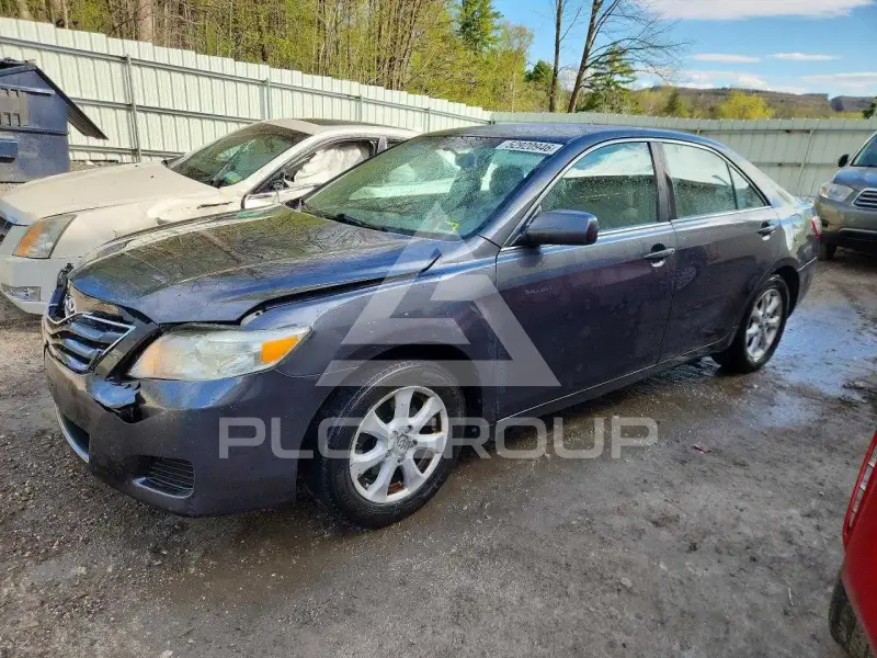 2011 Toyota CAMRY фото