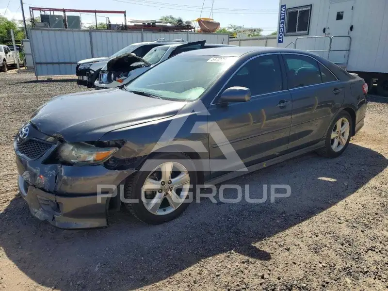 2011 Toyota CAMRY photo