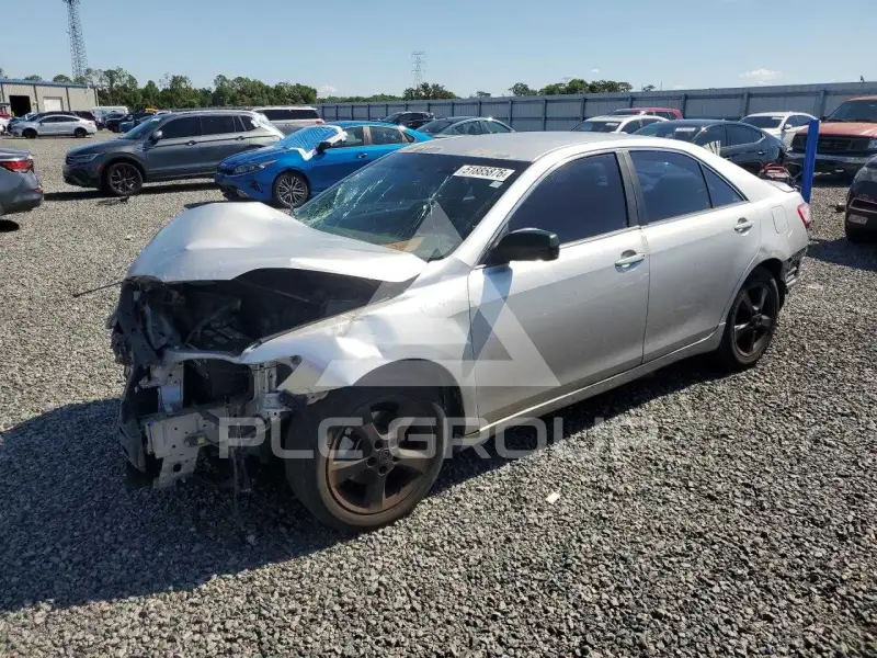 2011 Toyota CAMRY фото