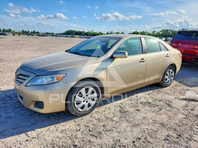 2011 Toyota CAMRY фото