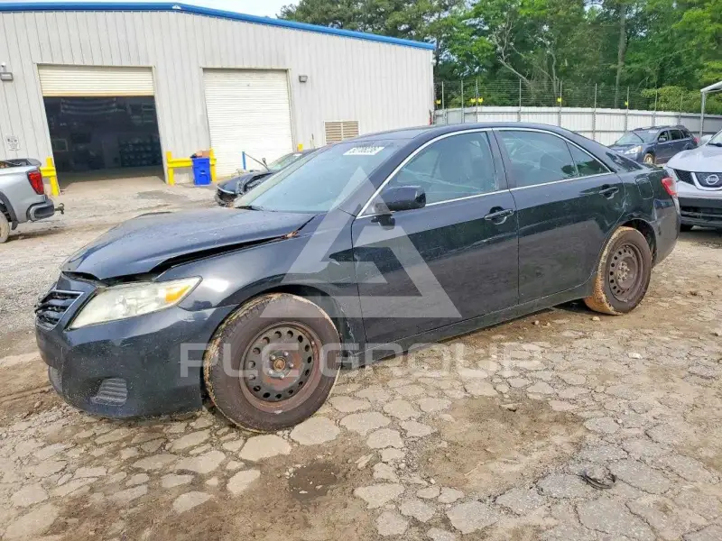 2011 Toyota CAMRY фото