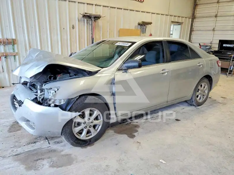 2011 Toyota CAMRY photo