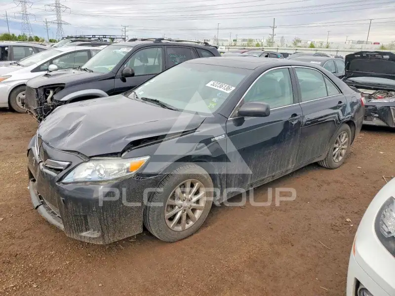 2011 Toyota CAMRY фото
