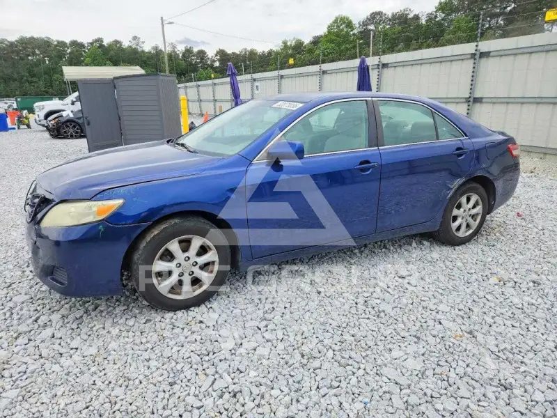 2011 Toyota CAMRY фото