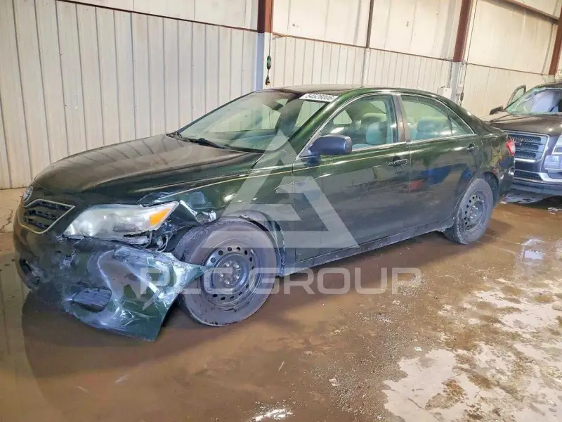 2011 Toyota CAMRY фото