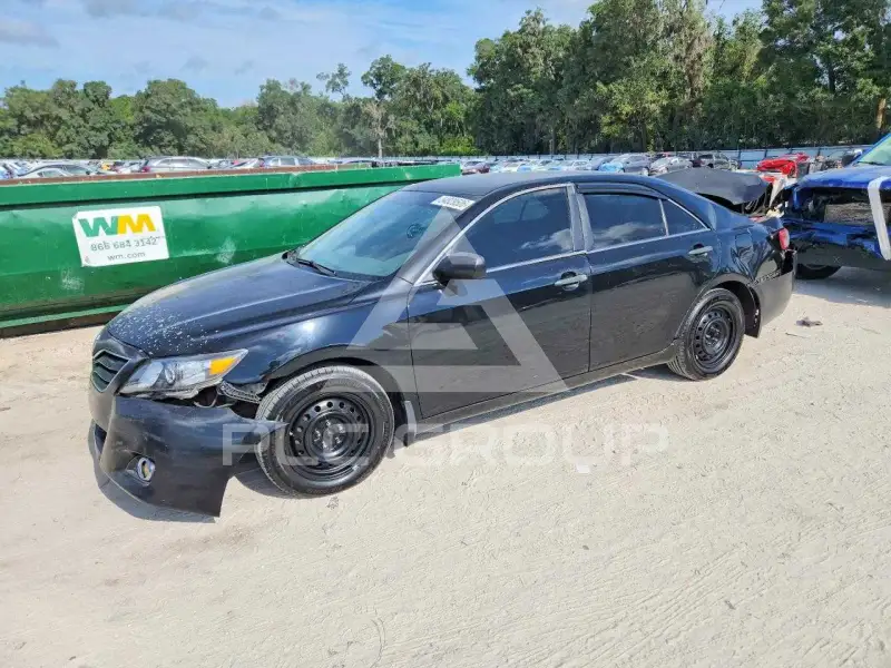 2011 Toyota CAMRY фото