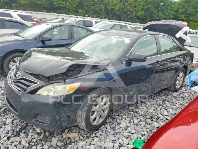 2011 Toyota CAMRY фото