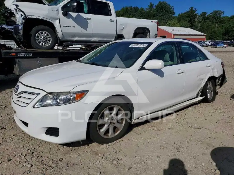 2011 Toyota CAMRY photo