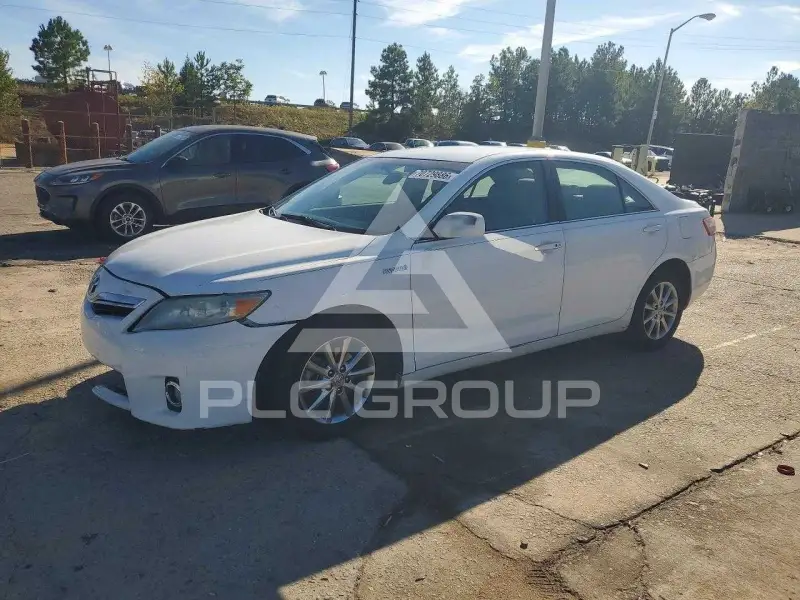 2011 Toyota CAMRY фото