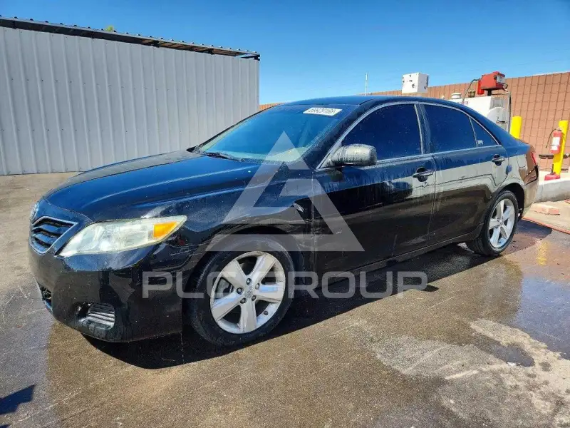 2011 Toyota CAMRY фото