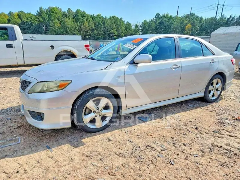 2011 Toyota CAMRY фото