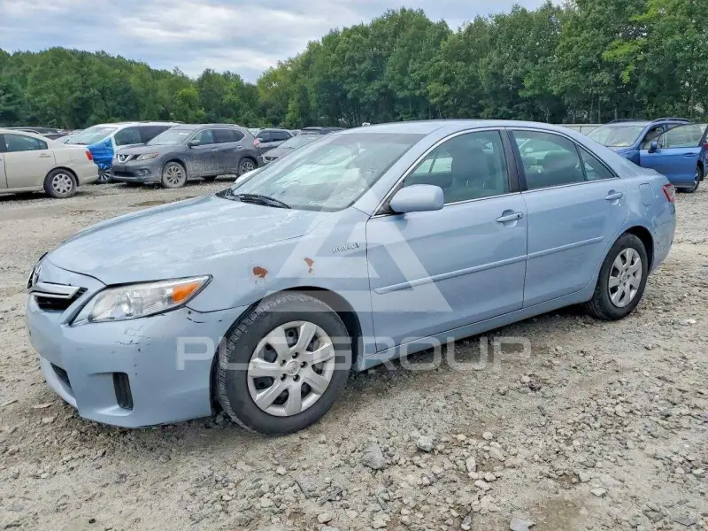 2011 Toyota CAMRY фото