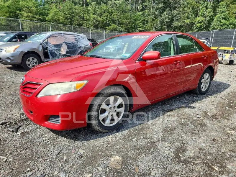 2011 Toyota CAMRY фото