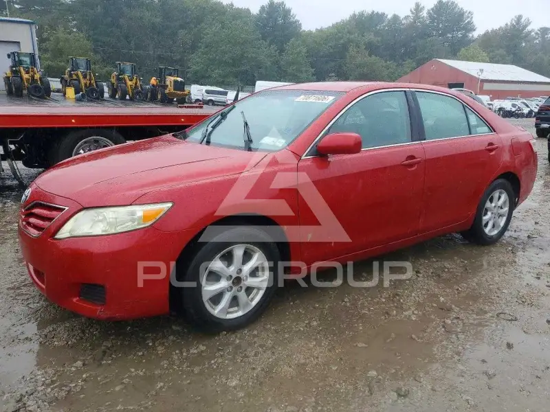 2011 Toyota CAMRY фото