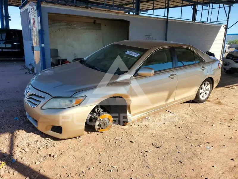 2011 Toyota CAMRY фото