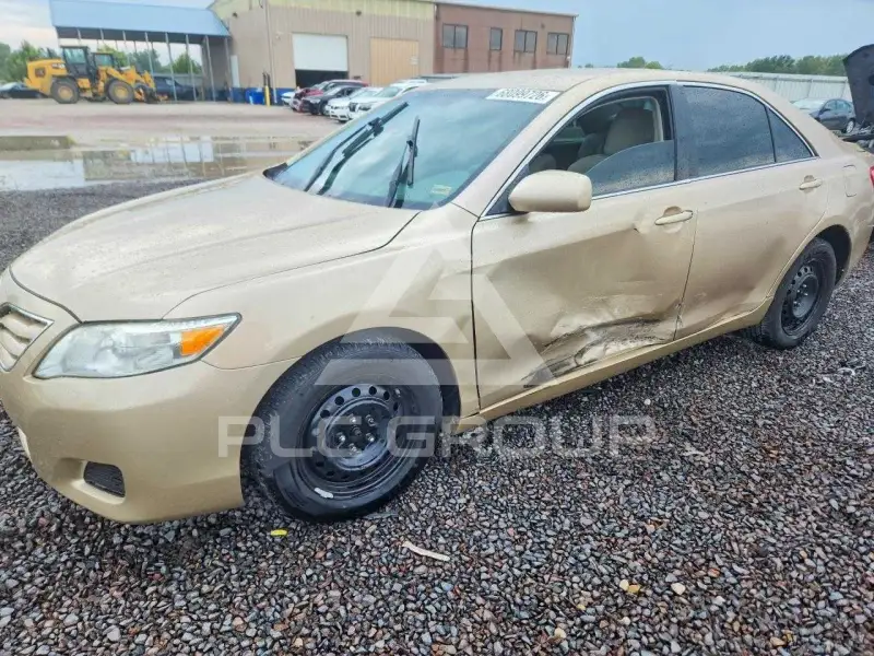 2011 Toyota CAMRY photo