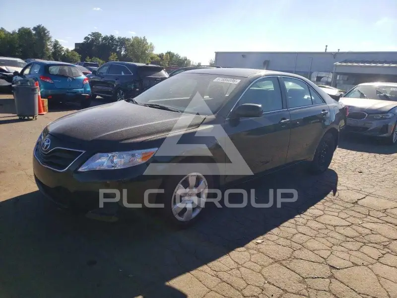 2011 Toyota CAMRY photo