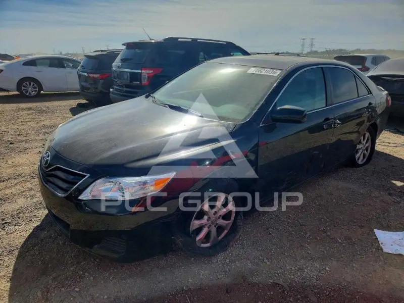 2011 Toyota CAMRY photo