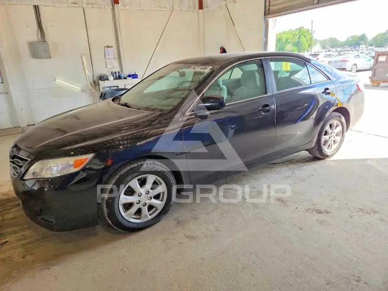 2011 Toyota CAMRY photo