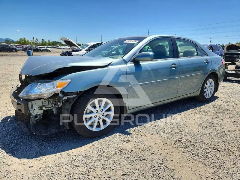 2011 Toyota CAMRY фото