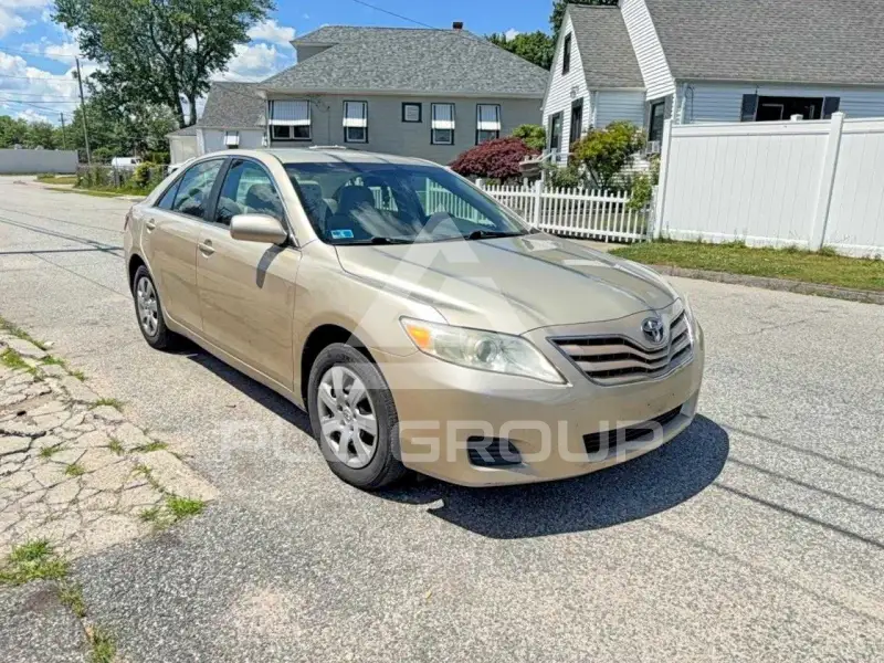 2011 Toyota CAMRY photo