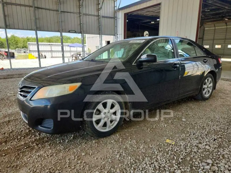 2011 Toyota CAMRY фото