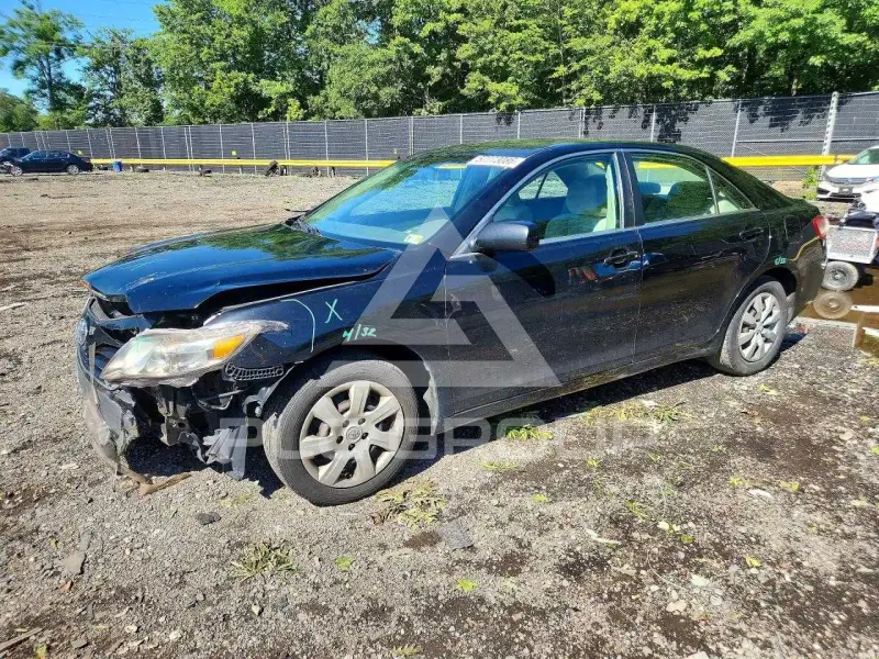 2011 Toyota CAMRY photo