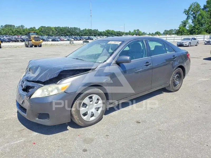 2011 Toyota CAMRY photo