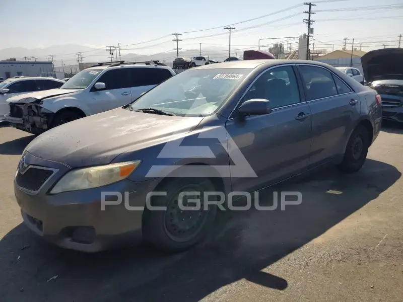 2011 Toyota CAMRY photo