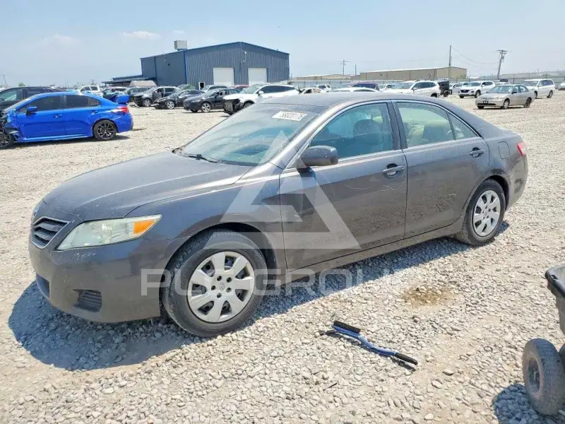 2011 Toyota CAMRY фото