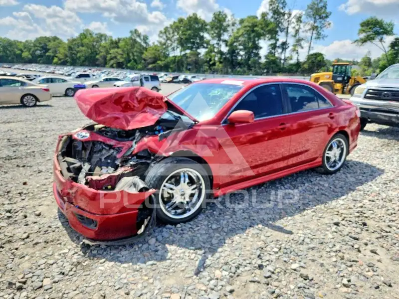 2011 Toyota CAMRY фото