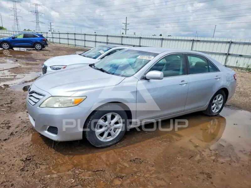2011 Toyota CAMRY photo
