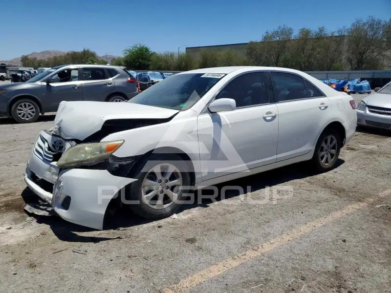 2011 Toyota CAMRY photo