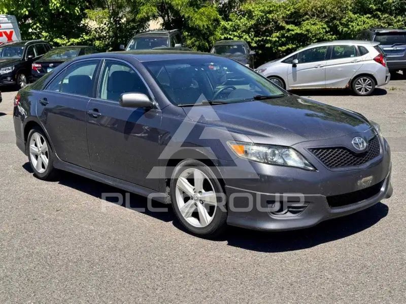 2011 Toyota CAMRY фото