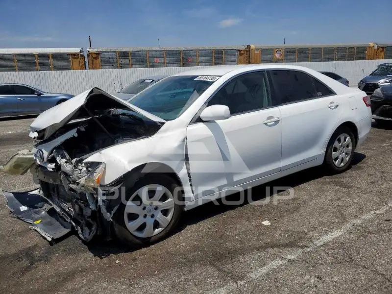 2011 Toyota CAMRY фото