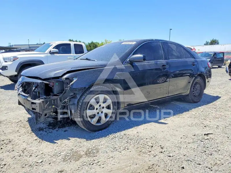 2011 Toyota CAMRY фото