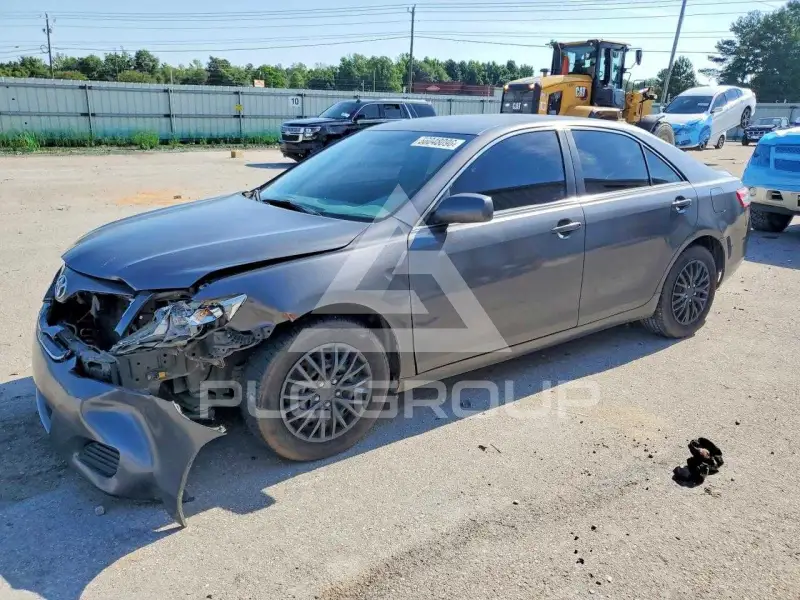 2011 Toyota CAMRY фото