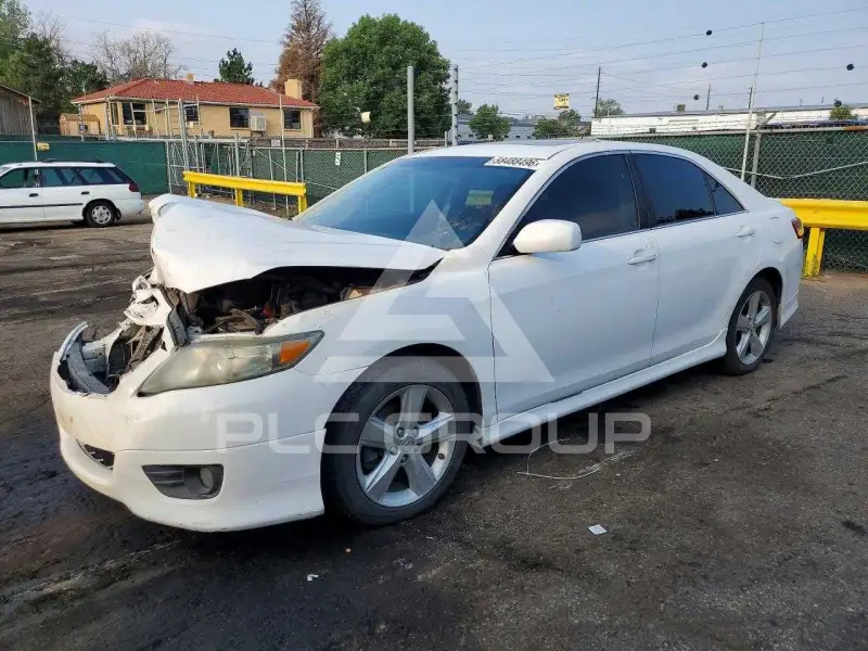 2011 Toyota CAMRY photo