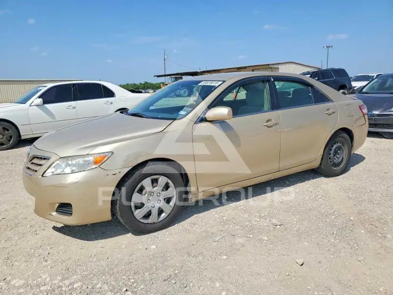 2011 Toyota CAMRY photo