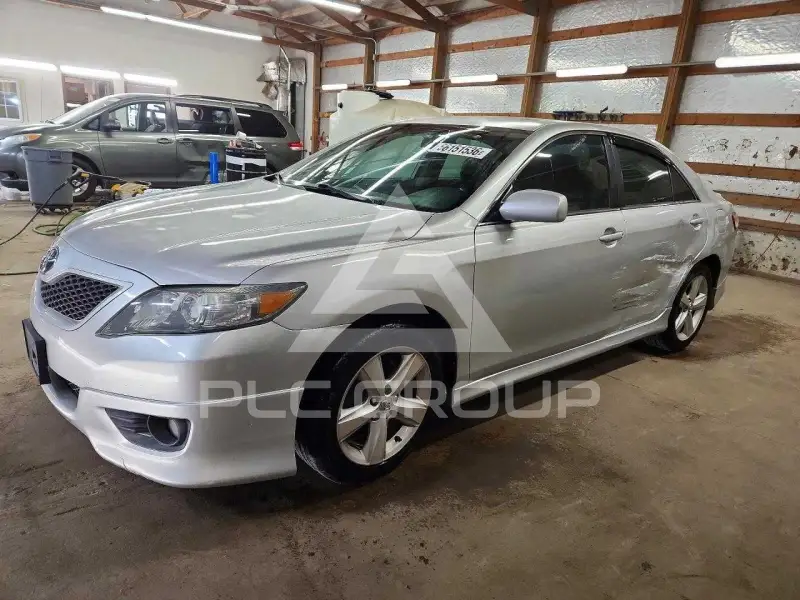 2011 Toyota CAMRY photo