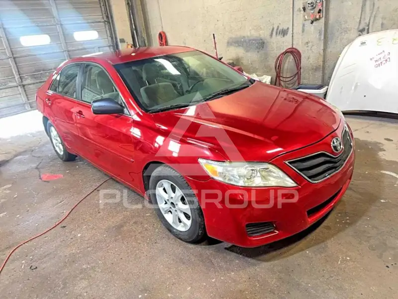2011 Toyota CAMRY фото